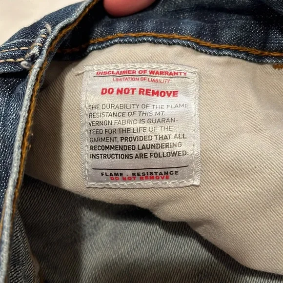 2 pairs of Arita low rise M4 boot jeans that are not hemmed
